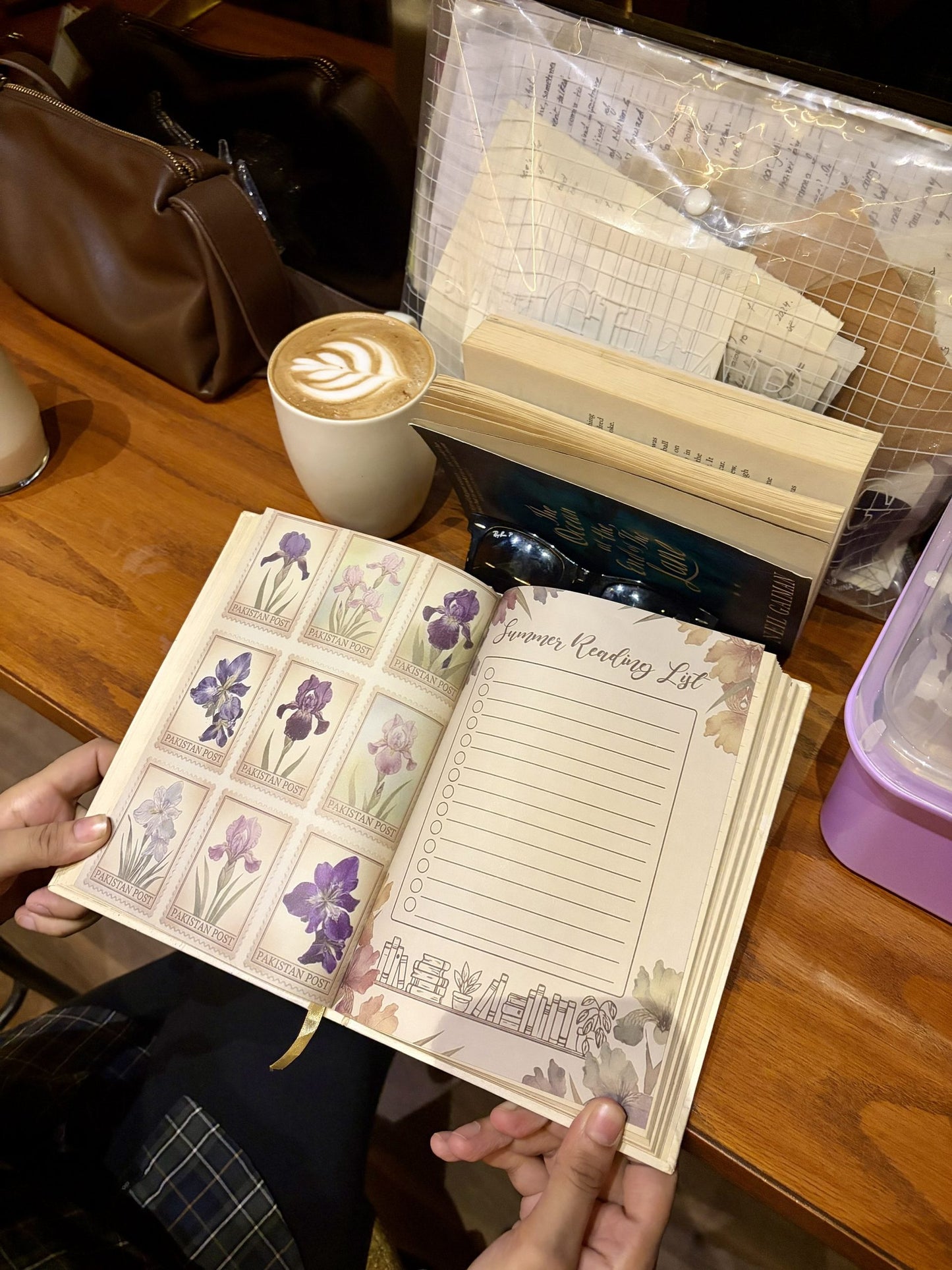 THE IRIS JOURNAL